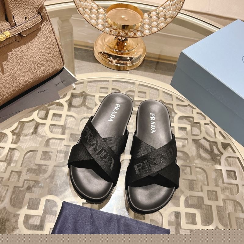 Pra*a slippers